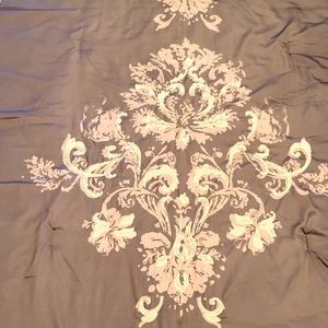 93x93 Queen Puffy Comforter Charcoal & Tan embroidery PRETTY